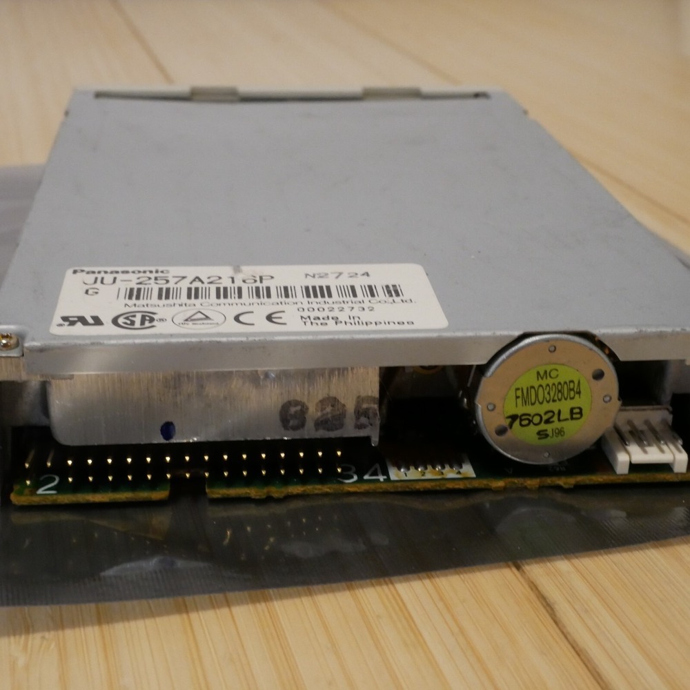 Panasonic JU-257A216P 1.44MB Floppy Disk Drive 3.5 inch Internal FDD Tested - 08 - Picture 5 of 8